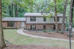  Gunstock Dr, Stone Mountain GA