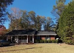 Pre-foreclosure in  GREEN OAK TER Macon, GA 31210