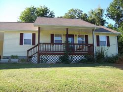Pre-foreclosure Listing in EARL BROADY RD EVENSVILLE, TN 37332