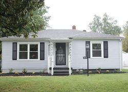 Pre-foreclosure in  SWEETSER AVE Evansville, IN 47715
