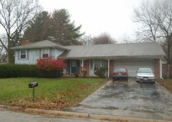 Pre-foreclosure Listing in CARRIAGE DR BATAVIA, IL 60510