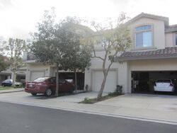 Pre-foreclosure in  E HORIZON VIEW DR Anaheim, CA 92808