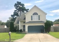 Pre-foreclosure in  TRUMBLE LN Newport News, VA 23608