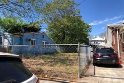 Pre-foreclosure in  E 21ST ST Brooklyn, NY 11229