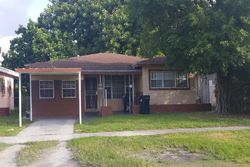 Pre-foreclosure in  NE 161ST ST Miami, FL 33162