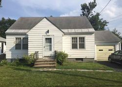  Sullivan Rd, Schenectady NY