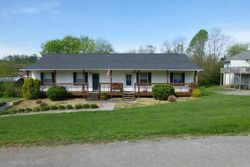 Pre-foreclosure Listing in HOLDWAY ST MORRISTOWN, TN 37813