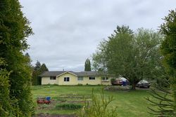 Pre-foreclosure Listing in MILL ST KELSO, WA 98626