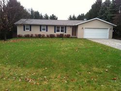 Pre-foreclosure in  SEPTEMBER DR Uniontown, OH 44685
