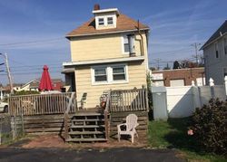 Pre-foreclosure in  NEWPORT GAP PIKE Wilmington, DE 19808