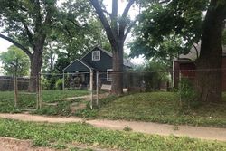 Pre-foreclosure in  E 20TH AVE Columbus, OH 43211