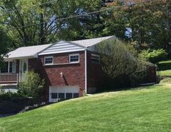  Pleasant Hill Dr, Washington PA