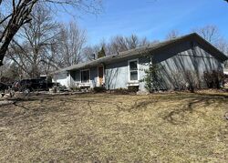 Pre-foreclosure in  WARNER CIR Chaska, MN 55318