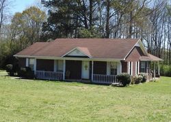 Pre-foreclosure in  HAMBRICK DR Horton, AL 35980