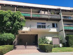 Pre-foreclosure in  WHITE OAK AVE UNIT C215 Encino, CA 91316