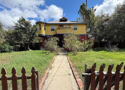 Pre-foreclosure in  EL SERENO AVE Pasadena, CA 91103