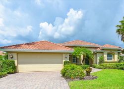 Pre-foreclosure Listing in MONTELLUNA DR NOKOMIS, FL 34275