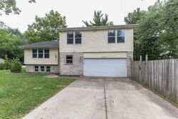 Pre-foreclosure Listing in SAINT LOUIS AVE MARKHAM, IL 60428