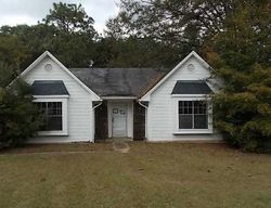 Pre-foreclosure in  RUSTIC CT Mobile, AL 36695