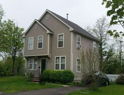 Pre-foreclosure in  ASHMUN ST New Haven, CT 06511