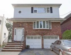 Pre-foreclosure Listing in PINE ST LYNDHURST, NJ 07071
