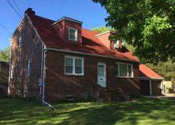 Pre-foreclosure in  LITTLE PLAINS RD Huntington, NY 11743