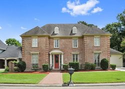 Pre-foreclosure in  LAKEWOOD ESTATES DR New Orleans, LA 70131