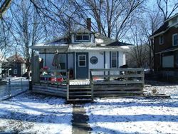 Pre-foreclosure in  40TH ST Moline, IL 61265