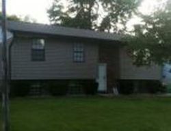 Maple Tree Ln, East Saint Louis IL