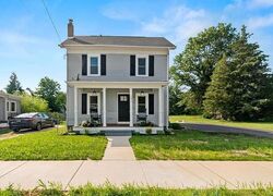 Pre-foreclosure in  BROAD ST Elmer, NJ 08318