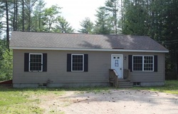 Pre-foreclosure in  ROBINHOOD RD East Wakefield, NH 03830