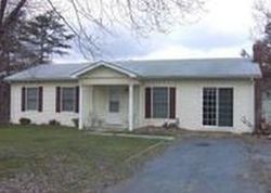 Pre-foreclosure in  NEWLINS HILL RD Winchester, VA 22603