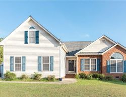 Pre-foreclosure Listing in BEULAH OAKS CIR RICHMOND, VA 23234