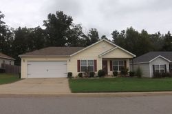 Pre-foreclosure in  TALL GRASS DR Benton, AR 72019