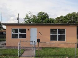 Pre-foreclosure in  NW 12TH AVE Boynton Beach, FL 33435