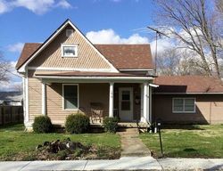 Pre-foreclosure Listing in PARK ST MORGANTOWN, IN 46160