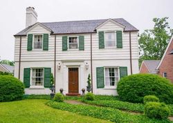 Pre-foreclosure in  LEXINGTON RD Louisville, KY 40206