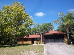 Pre-foreclosure in  HIGHLANDS LAKE DR Lake Placid, FL 33852