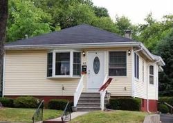 Pre-foreclosure Listing in VREELAND AVE MIDLAND PARK, NJ 07432