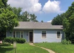Pre-foreclosure Listing in W WOODWORTH PL ROSELLE, IL 60172