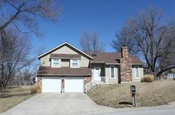 Pre-foreclosure in  OSAGE AVE Kansas City, KS 66106