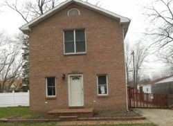 Pre-foreclosure Listing in N HANLON ST WESTLAND, MI 48185