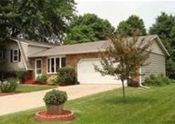 Pre-foreclosure in  CLEVELAND ESTATES DR Elkhart, IN 46514