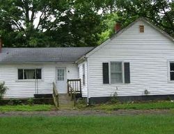 Pre-foreclosure in  OLD SOLDIERS LN Frankfort, KY 40601