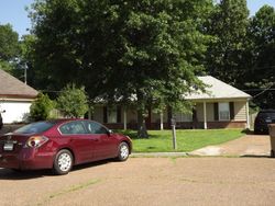 Pre-foreclosure in  KINGSMEN CV Memphis, TN 38128