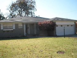 Pre-foreclosure in  E 3RD ST Tulsa, OK 74128
