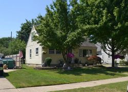 Pre-foreclosure Listing in ROSSLYN AVE GARDEN CITY, MI 48135