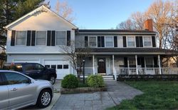 Pre-foreclosure Listing in YELLOW TAVERN CT HERNDON, VA 20170