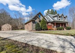 Pre-foreclosure in  TURNBULL RD White Bluff, TN 37187