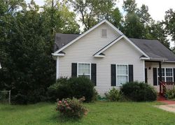 Pre-foreclosure in  HAMPTON WAY DR Charlotte, NC 28213